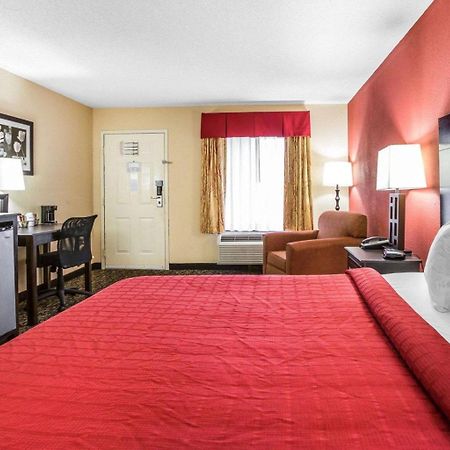Knights Inn & Suites Griffin Bagian luar foto