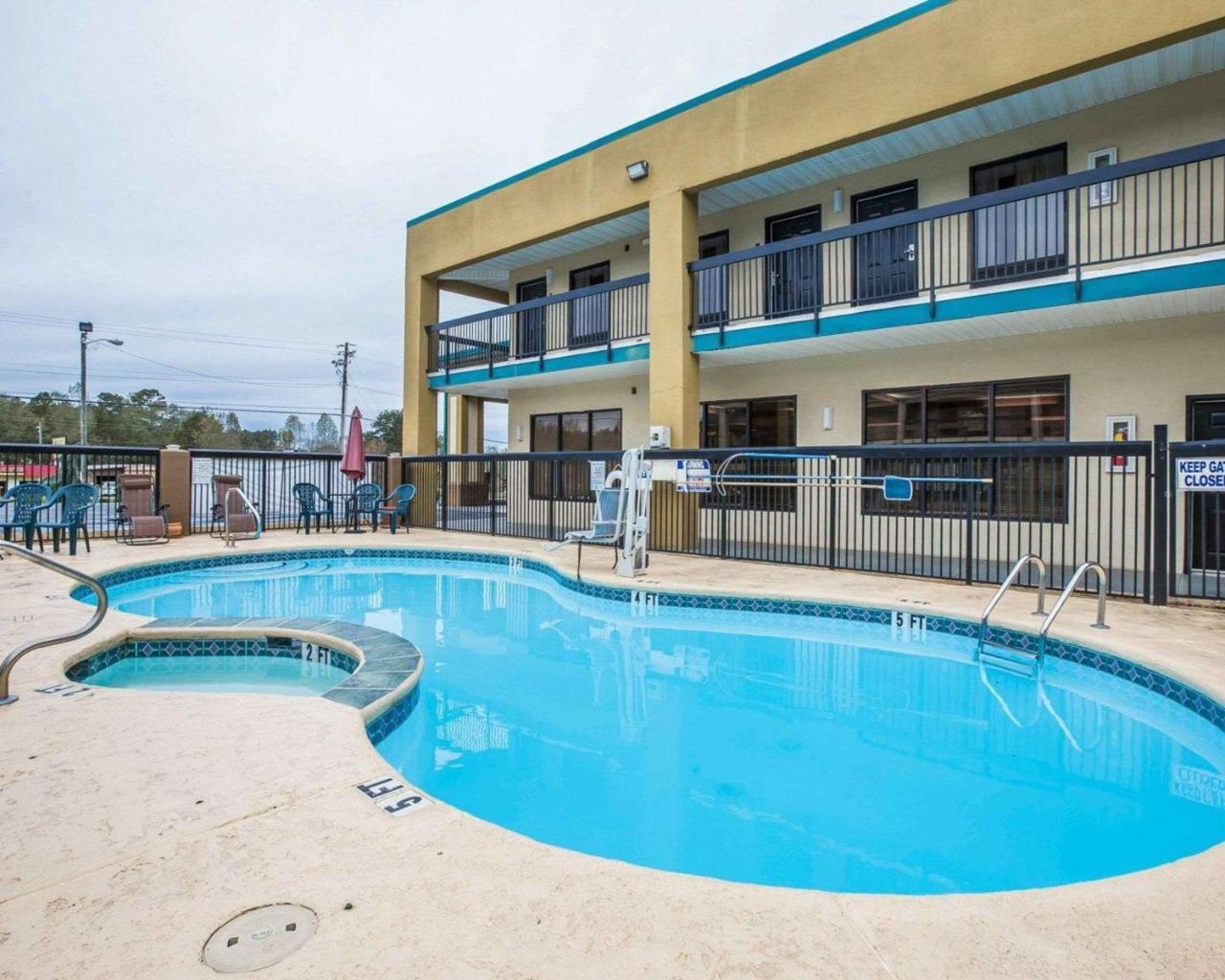 Knights Inn & Suites Griffin Bagian luar foto