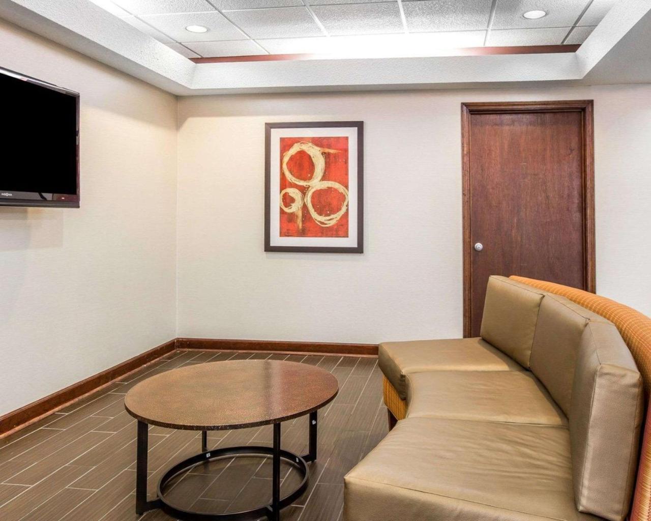 Knights Inn & Suites Griffin Bagian luar foto